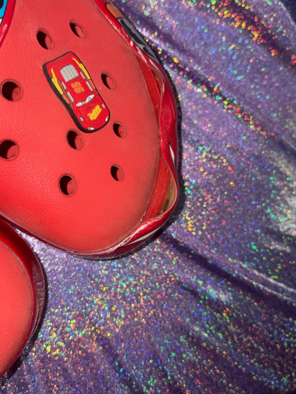 Mens Lightning McQueen Crocs (FLAWED) - Picture 4 of 13